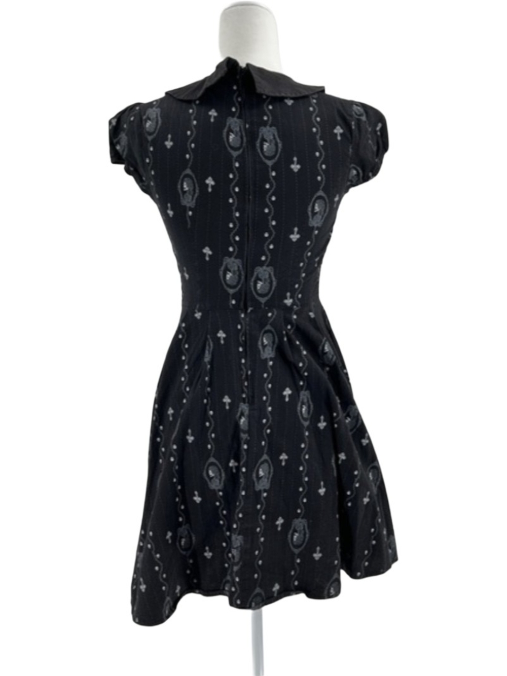 Hell Bunny Womens Black White Gemma Skull Cameo Collar Goth Mini Dress Size XS - Picture 5 of 16